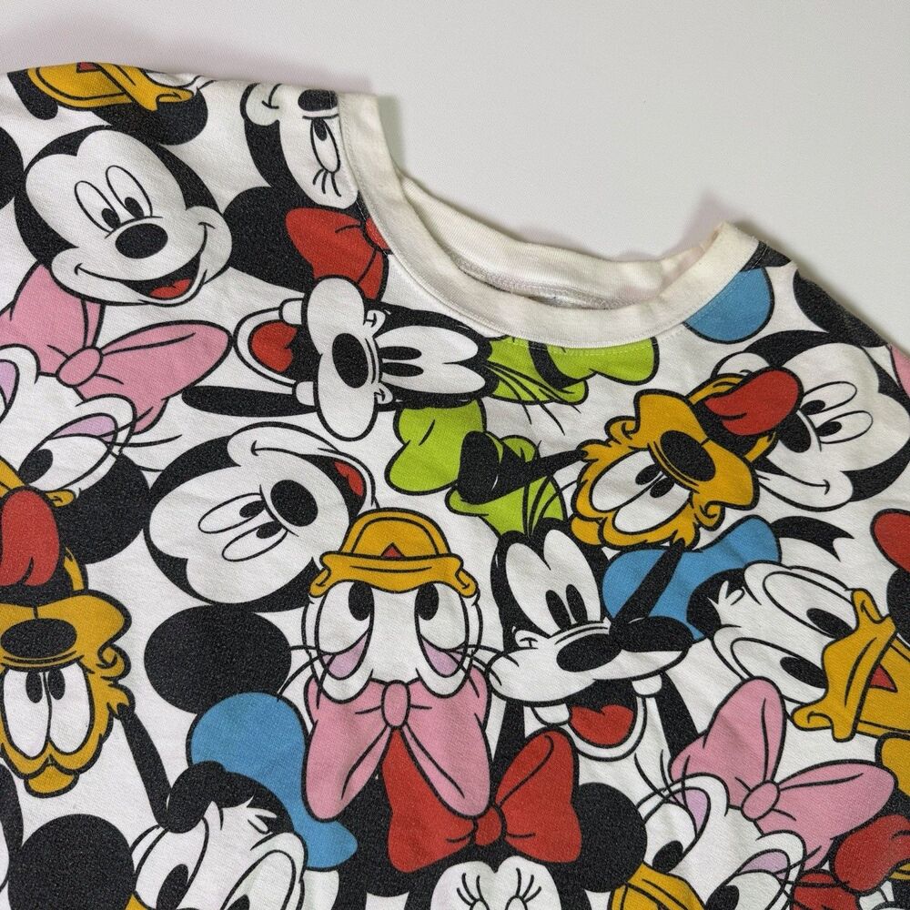 Disney Mickey & Friends All Over Print Graphic Sweatshirt Juniors XL Womens S/M